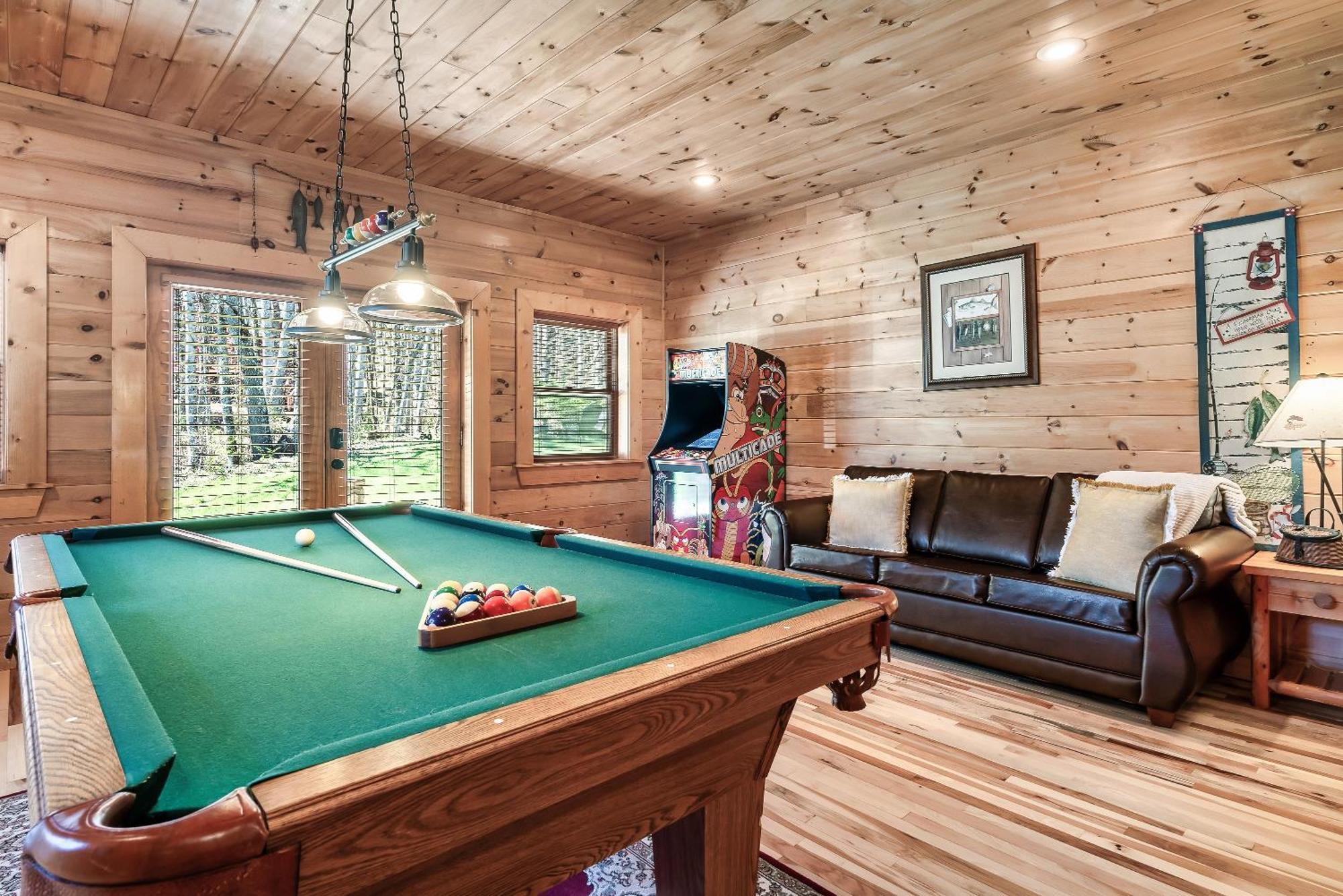 Spectacular Mtns Views With Private Hot Tub With Pool Table And Private Pond Villa เซอเวียร์วีล ภายนอก รูปภาพ